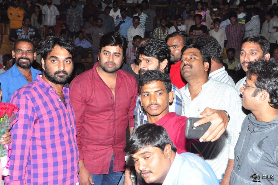 Appatlo-Okadundevadu-Movie-Team-at-Devi-Theater